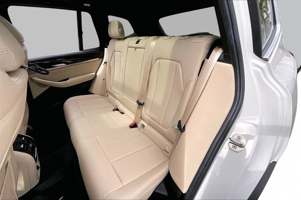 Used 2019 BMW X3 xDrive30i w/ Driving Assistance Package AWD/4WD image 14
