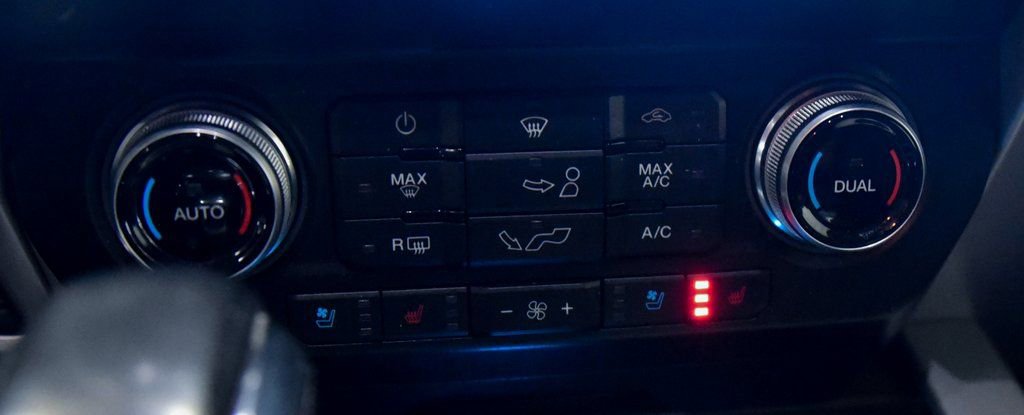 Used 2020 Ford F150 Lariat w/ Equipment Group 502A Luxury image 23