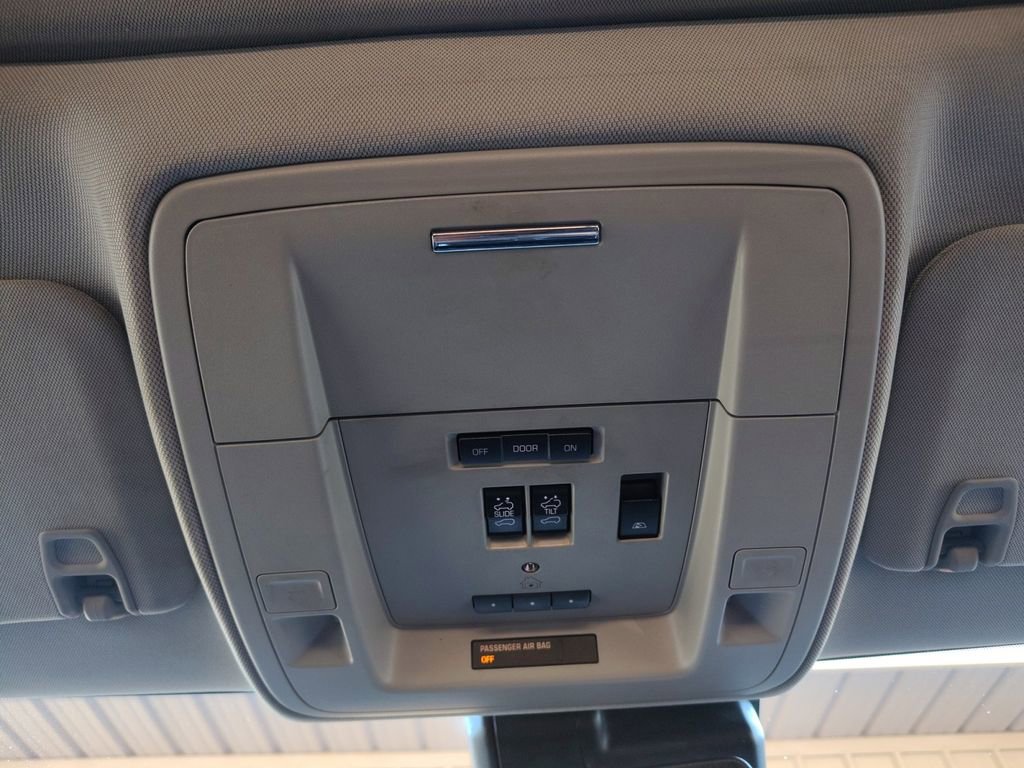 Used 2018 Chevrolet Silverado 1500 LTZ w/ Texas Edition image 5