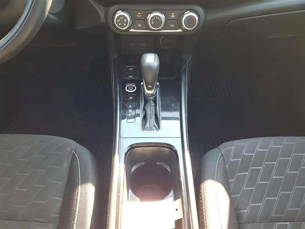 Used 2024 Nissan Kicks SV image 11