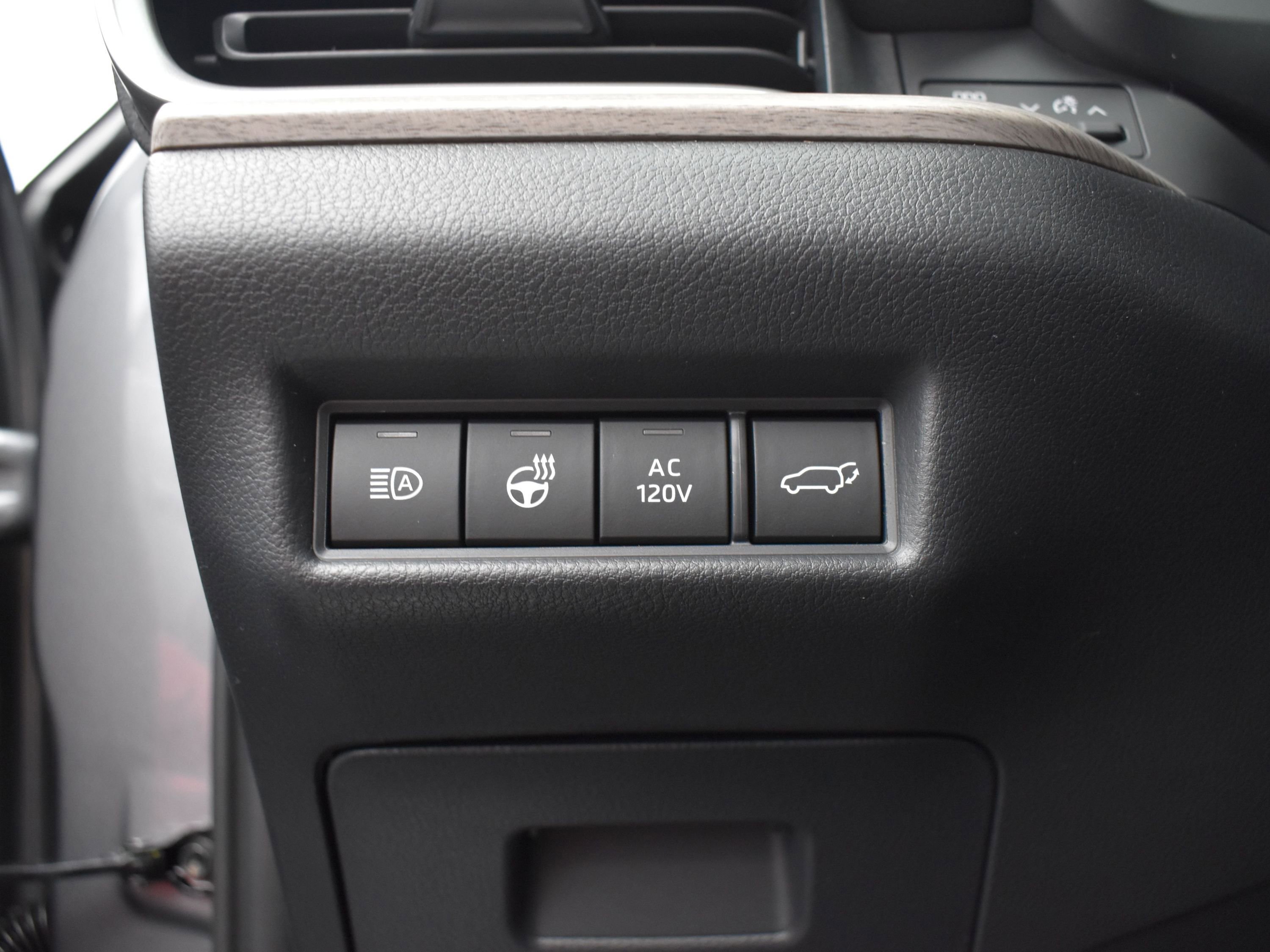 Used 2026 Toyota Grand Highlander AWD Hybrid image 17