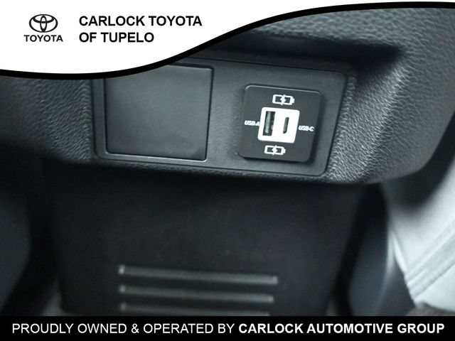 Used 2025 Toyota Tacoma SR5 AWD/4WD image 22