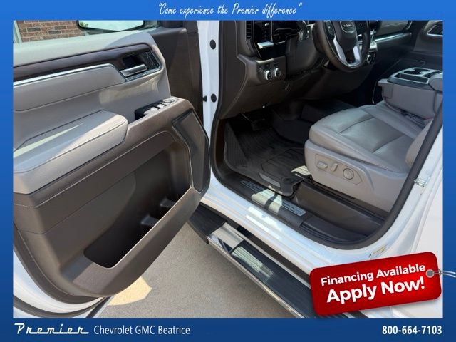 Used 2023 GMC Sierra 1500 SLT AWD/4WD image 13