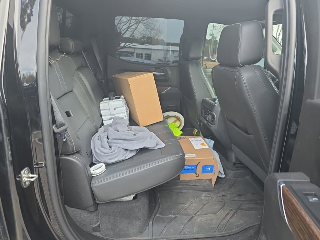 Used 2020 Chevrolet Silverado 1500 High Country image 12