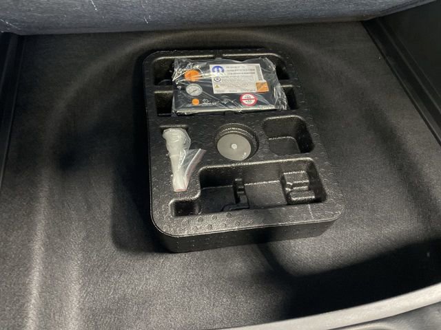Used 2022 Jeep Compass Limited w/ Sun and Sound Group image 26