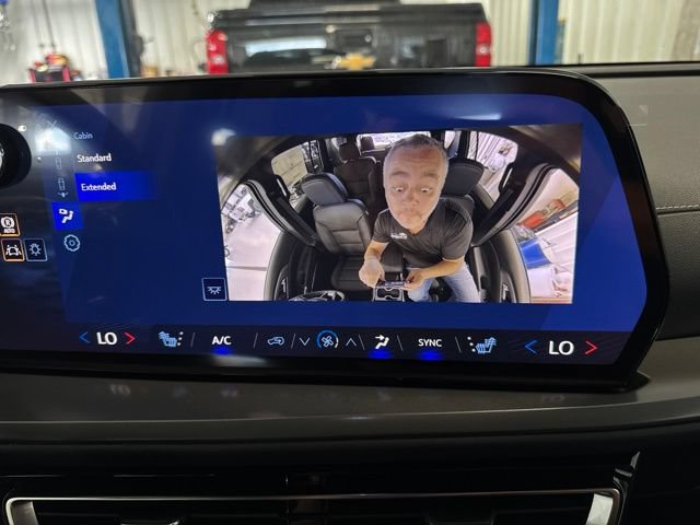 New 2027 Chevrolet Traverse LT w/ Driver Confidence Package AWD/4WD image 30