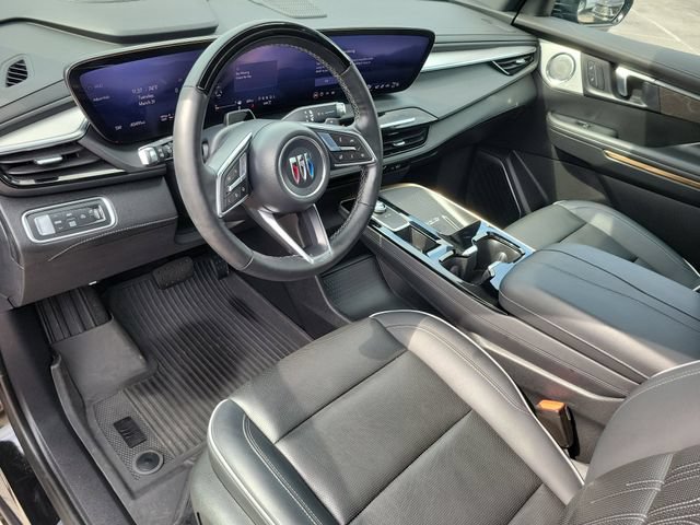 Used 2025 Buick Enclave Avenir w/ Super Cruise Package AWD/4WD image 16
