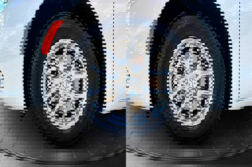 New 2026 Chrysler Pacifica Select image 11