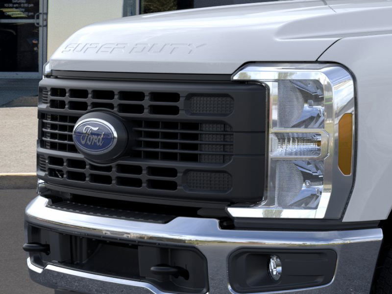 New 2026 Ford F250 XL w/ XL Chrome Package image 17