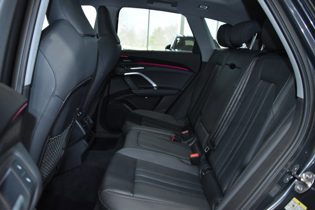 Used 2025 Audi Q5 Premium Plus w/ Premium Plus image 29
