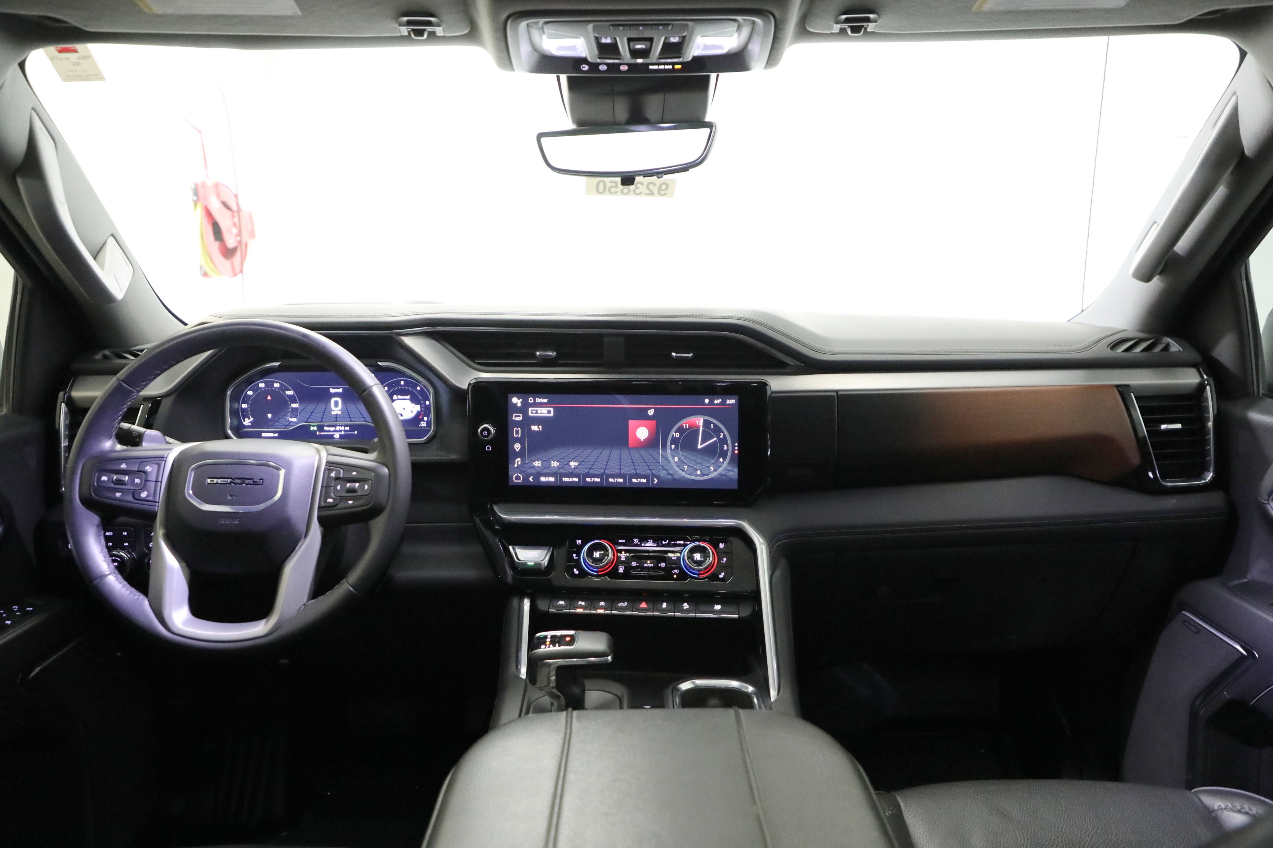 Used 2023 GMC Sierra 1500 Denali w/ Denali Reserve Package image 2