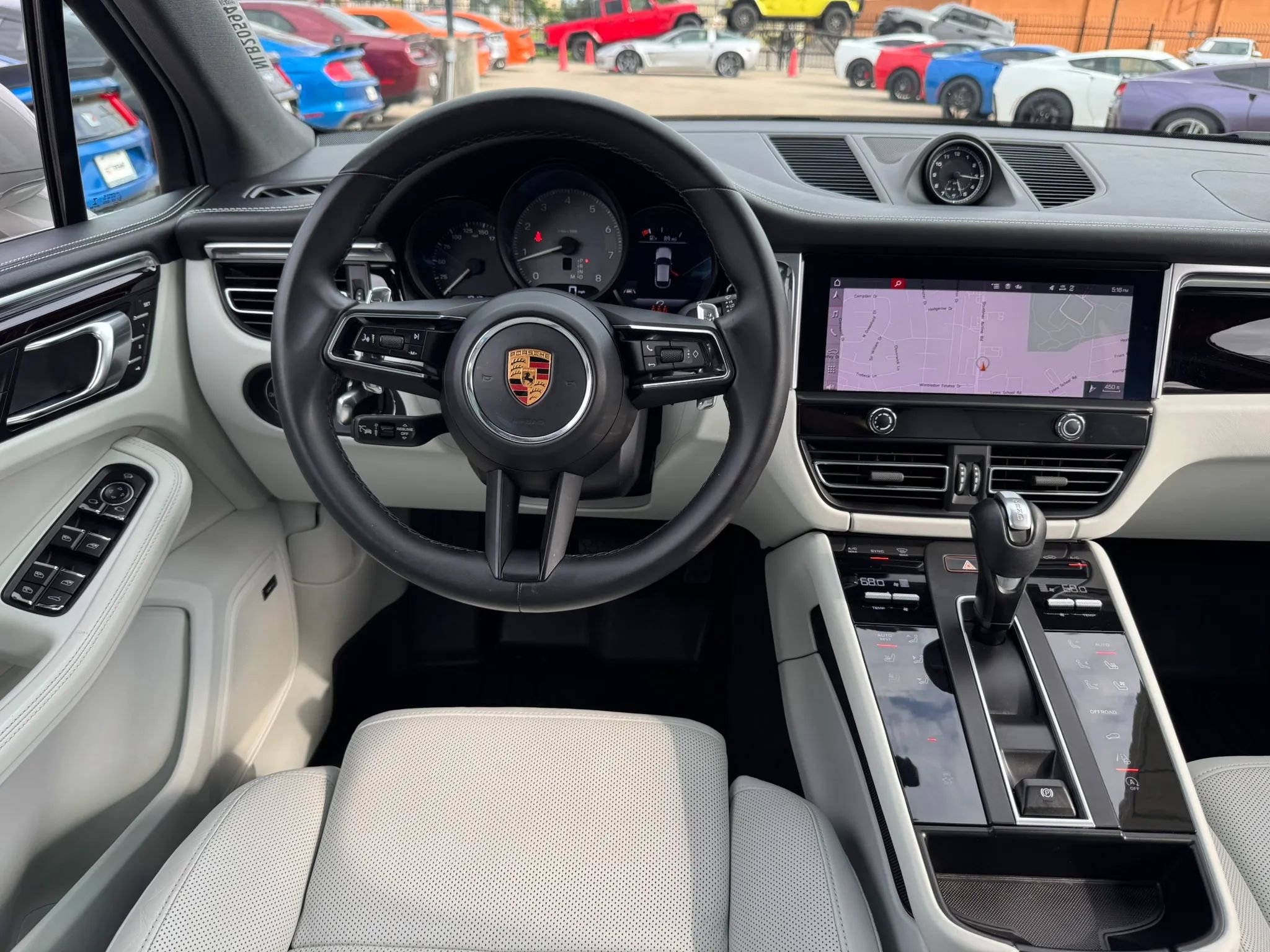 Used 2022 Porsche Macan S w/ Premium Package Plus AWD/4WD image 37