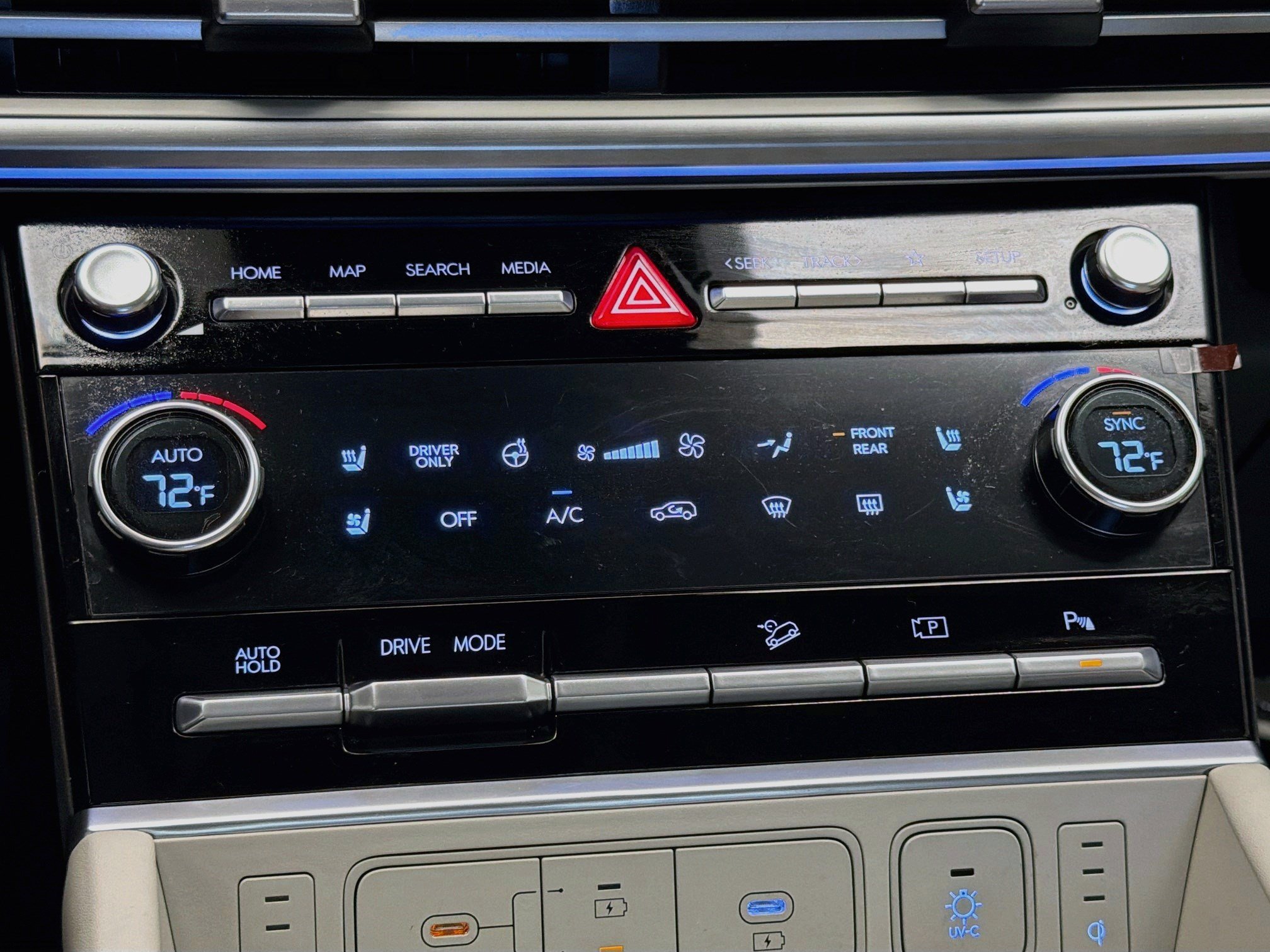 Used 2025 Hyundai Santa Fe Calligraphy FWD image 10