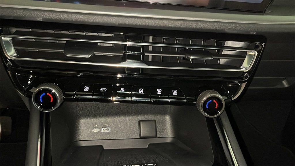 New 2026 Chevrolet Traverse LT w/ Sun and Wheel Package image 26