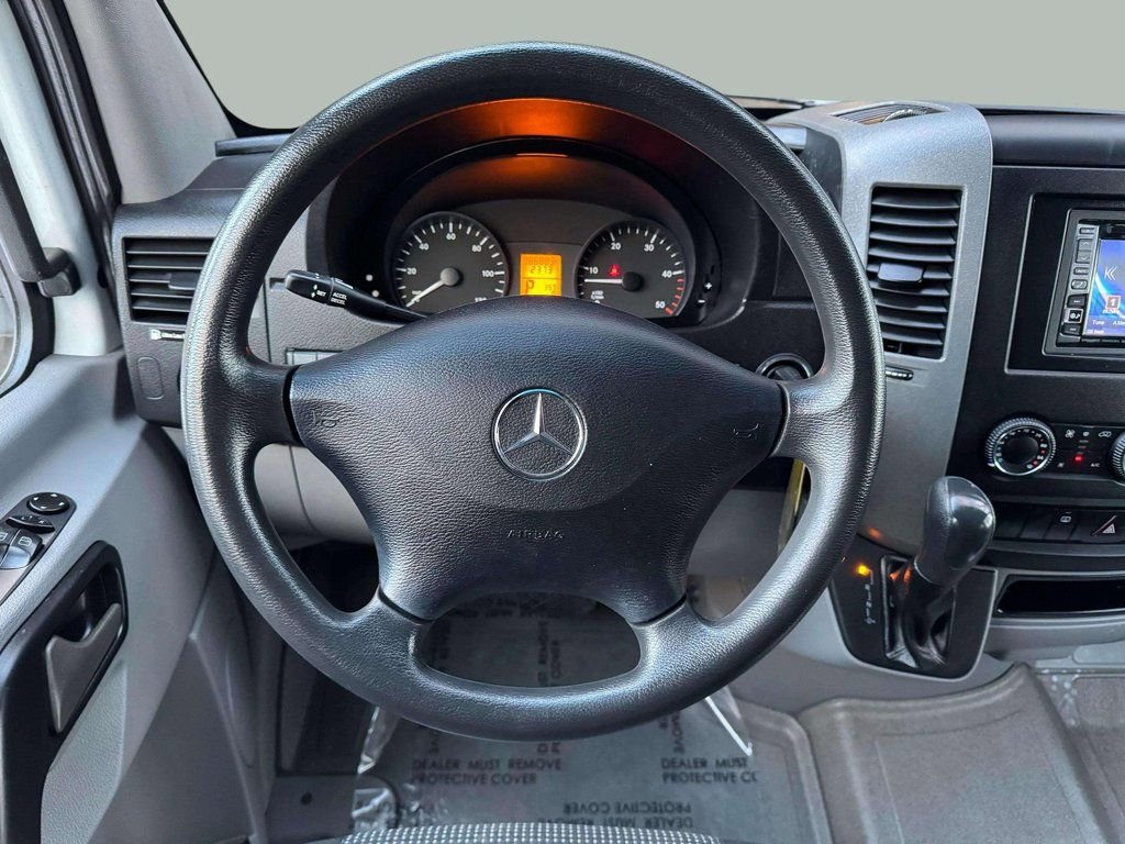 Used 2013 Mercedes-Benz Sprinter 2500 image 17