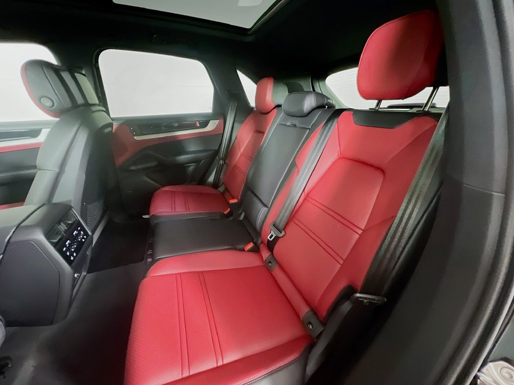 New 2026 Porsche Cayenne S AWD/4WD image 24