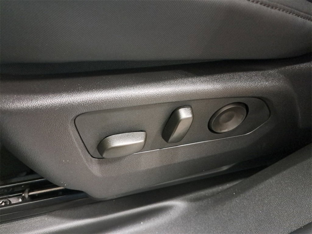 New 2025 GMC Hummer EV 2X w/ Extreme Off-Road Package image 35