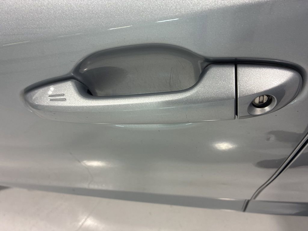 Used 2015 Toyota Highlander Limited AWD/4WD image 12