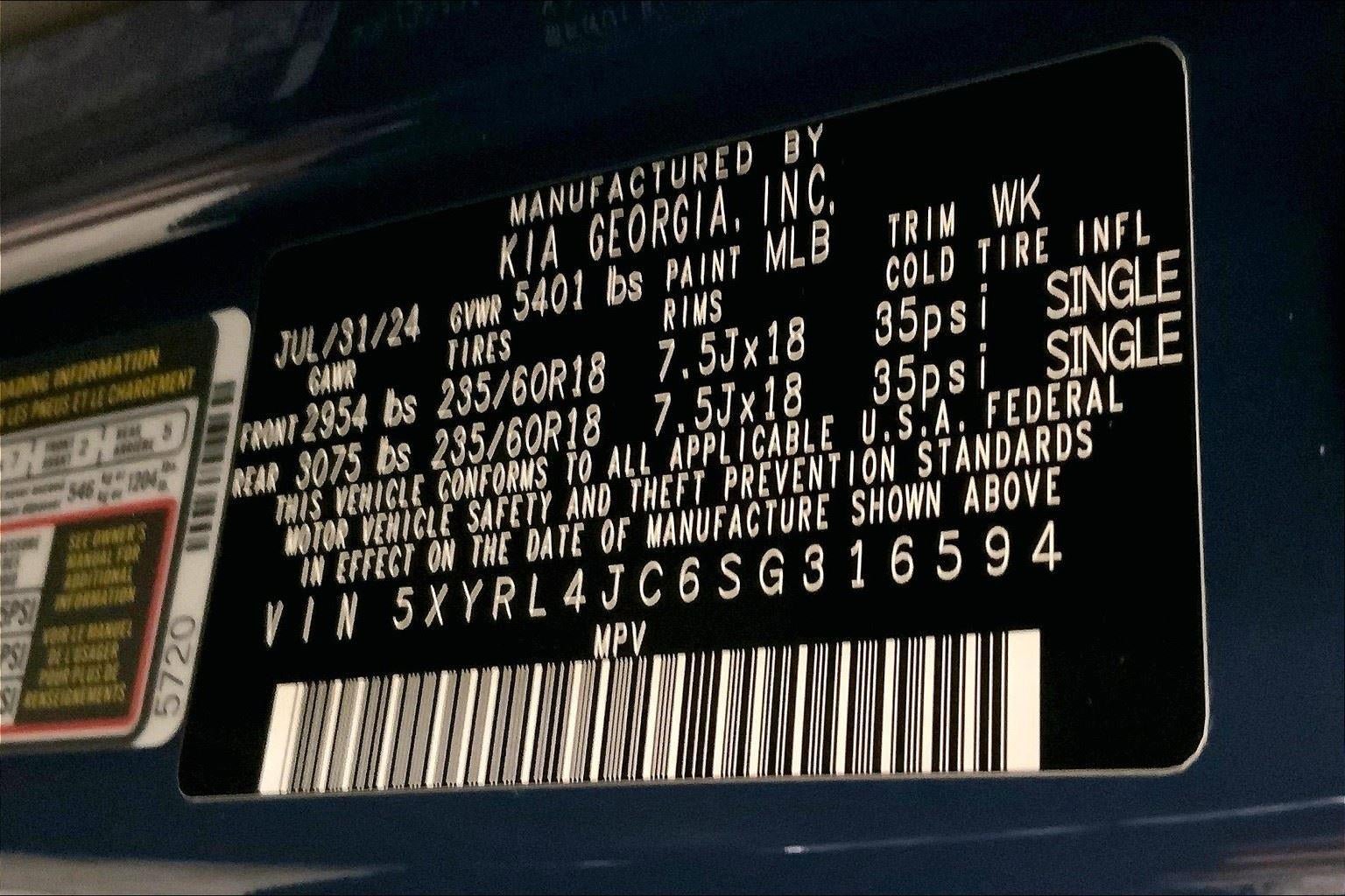 New 2025 Kia Sorento S FWD image 13