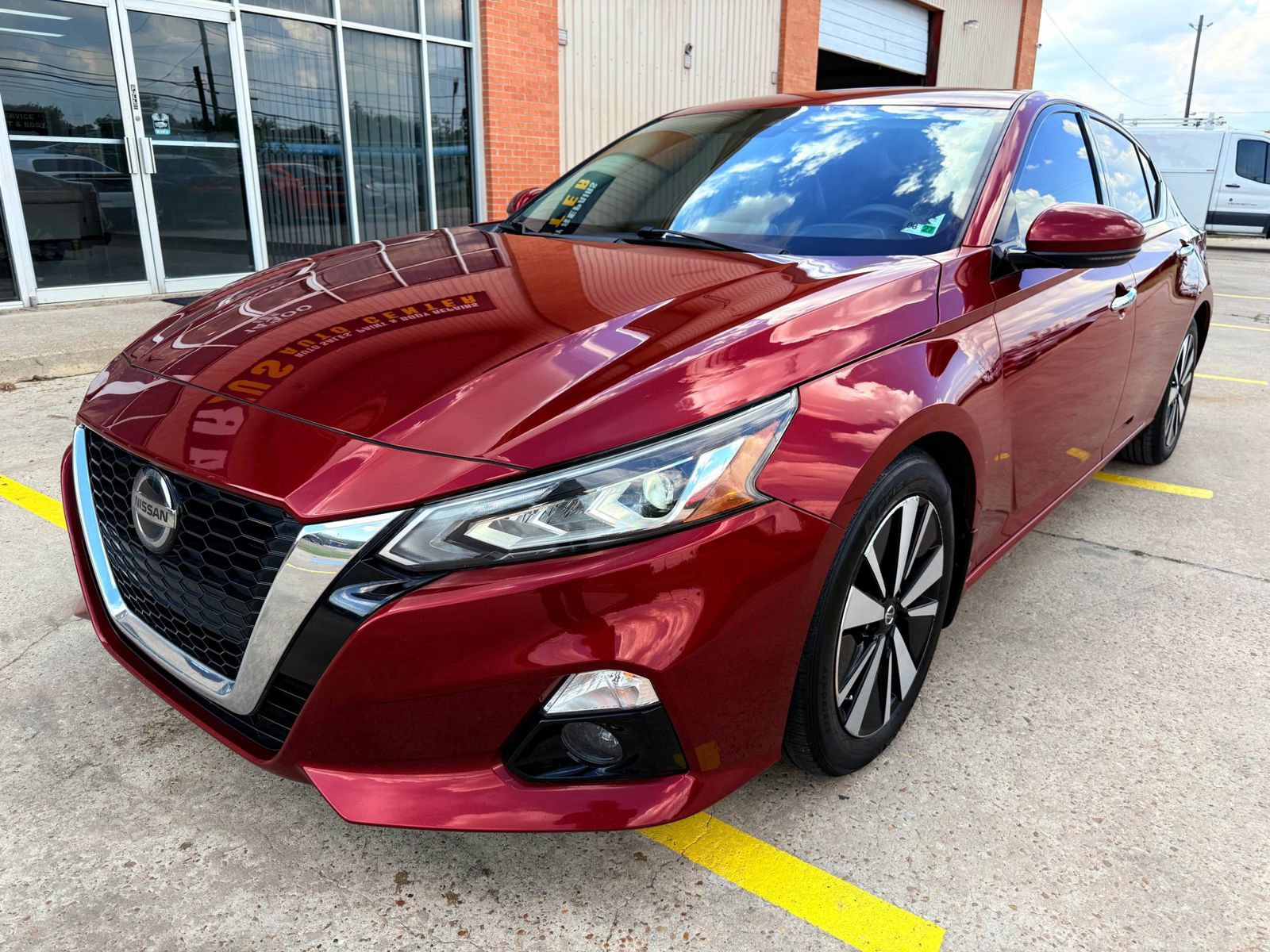 Used 2020 Nissan Altima 2.5 SL image 2