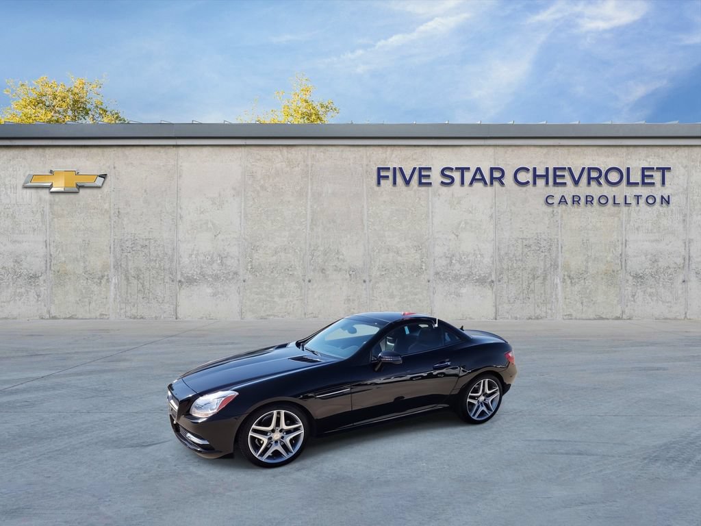 Used 2015 Mercedes-Benz SLK 250 image 4