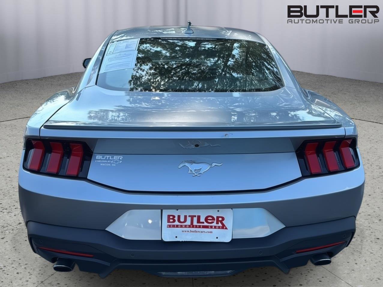Used 2024 Ford Mustang Premium image 4