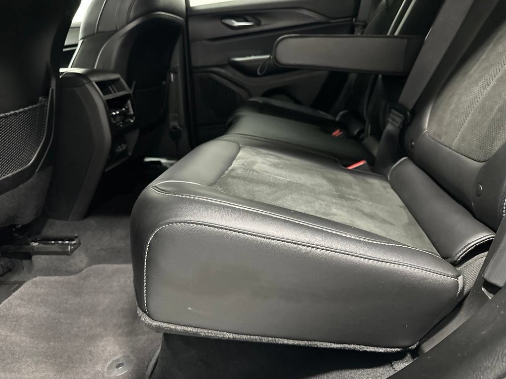 Used 2025 Jeep Grand Cherokee Altitude AWD/4WD image 37