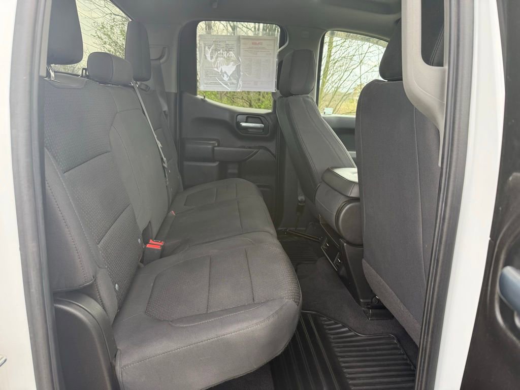 Used 2020 Chevrolet Silverado 1500 Custom w/ Custom Value Package image 16