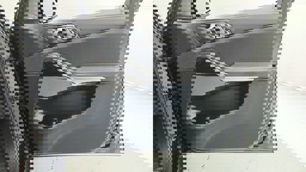 Used 2021 BMW X5 xDrive45e w/ Premium Package image 23