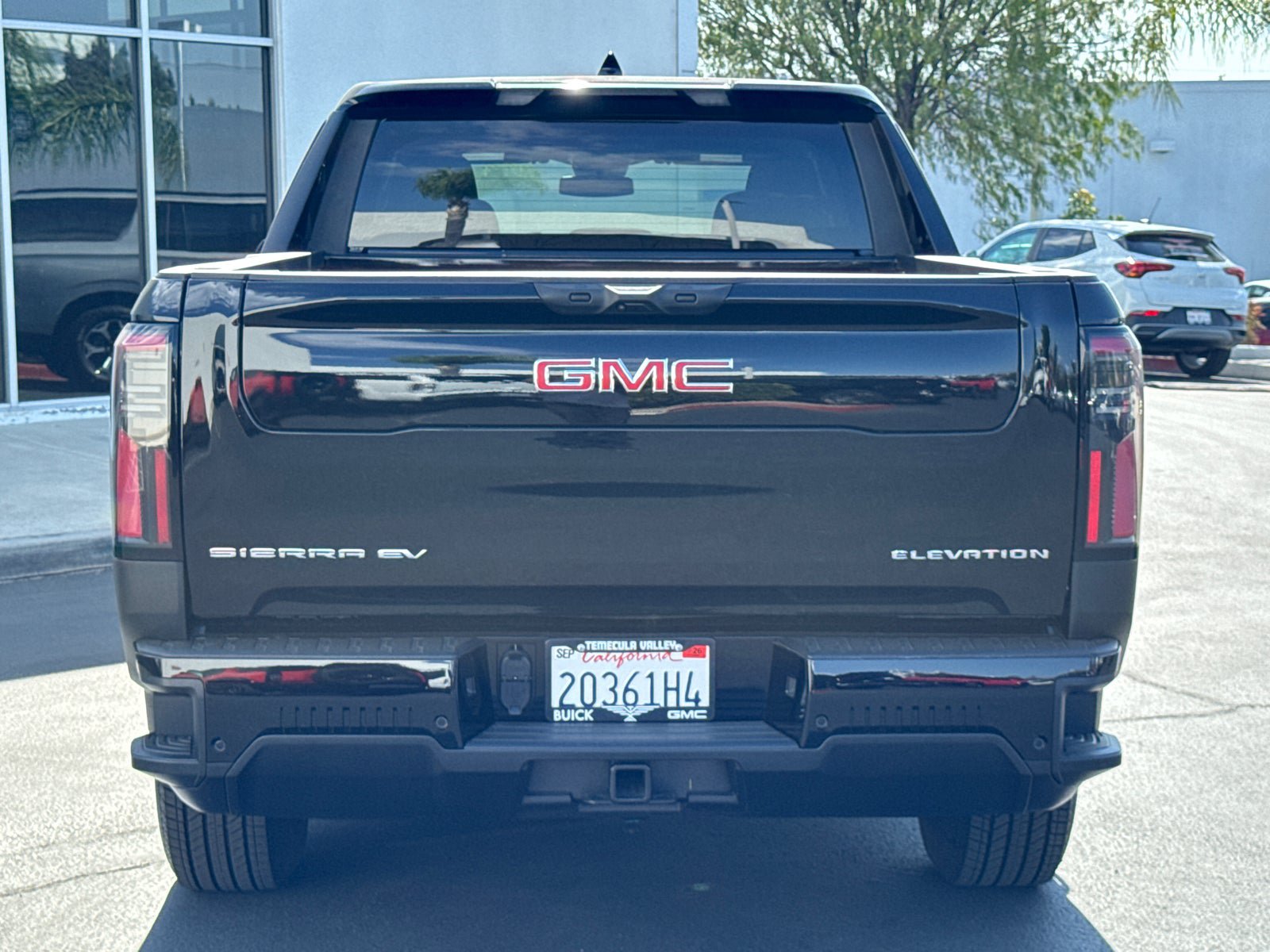 Certified 2026 GMC Sierra EV Elevation AWD/4WD image 13