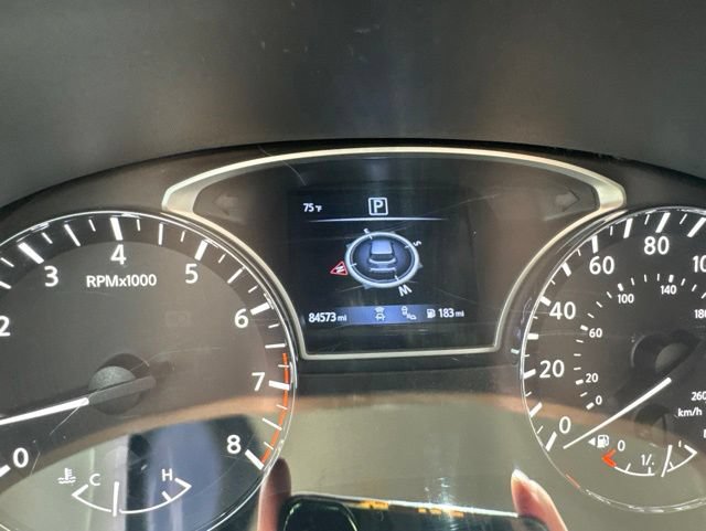 Used 2020 Nissan Pathfinder Platinum FWD image 5