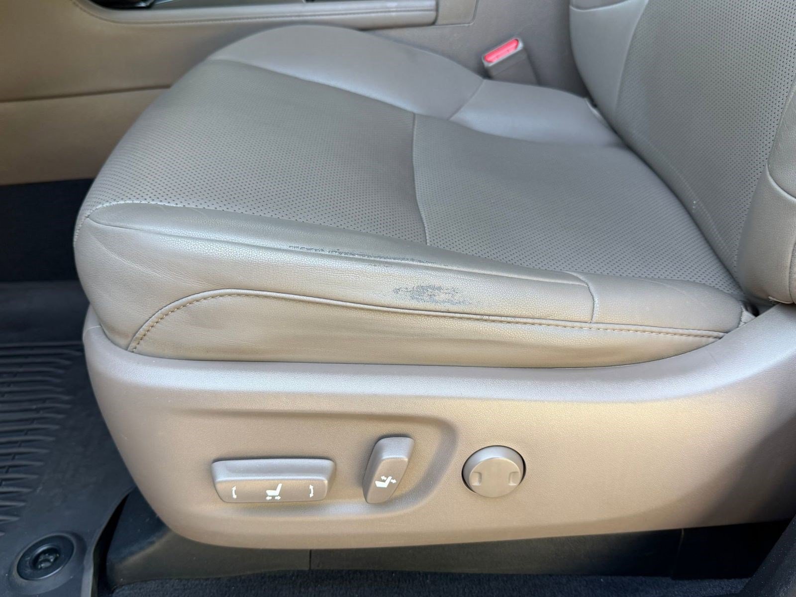 Used 2023 Lexus GX 460 Premium w/ Premium Package AWD/4WD image 14