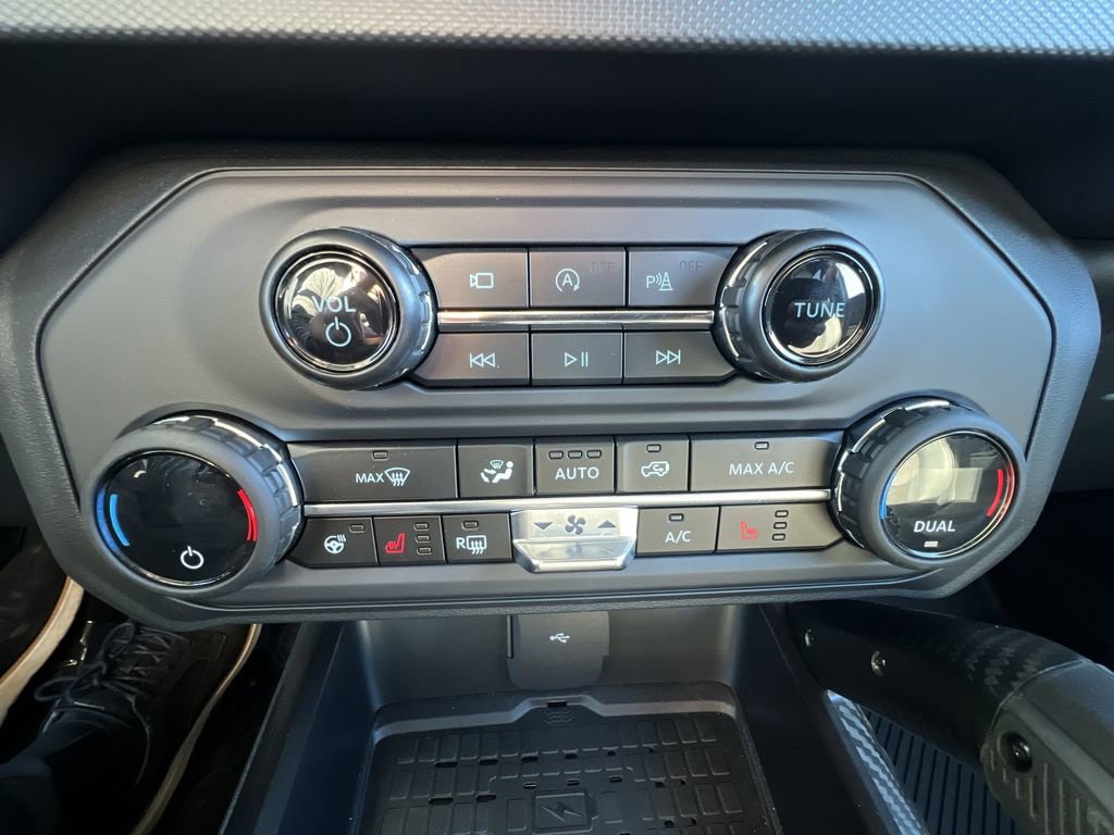 Used 2024 Ford Bronco Raptor image 23