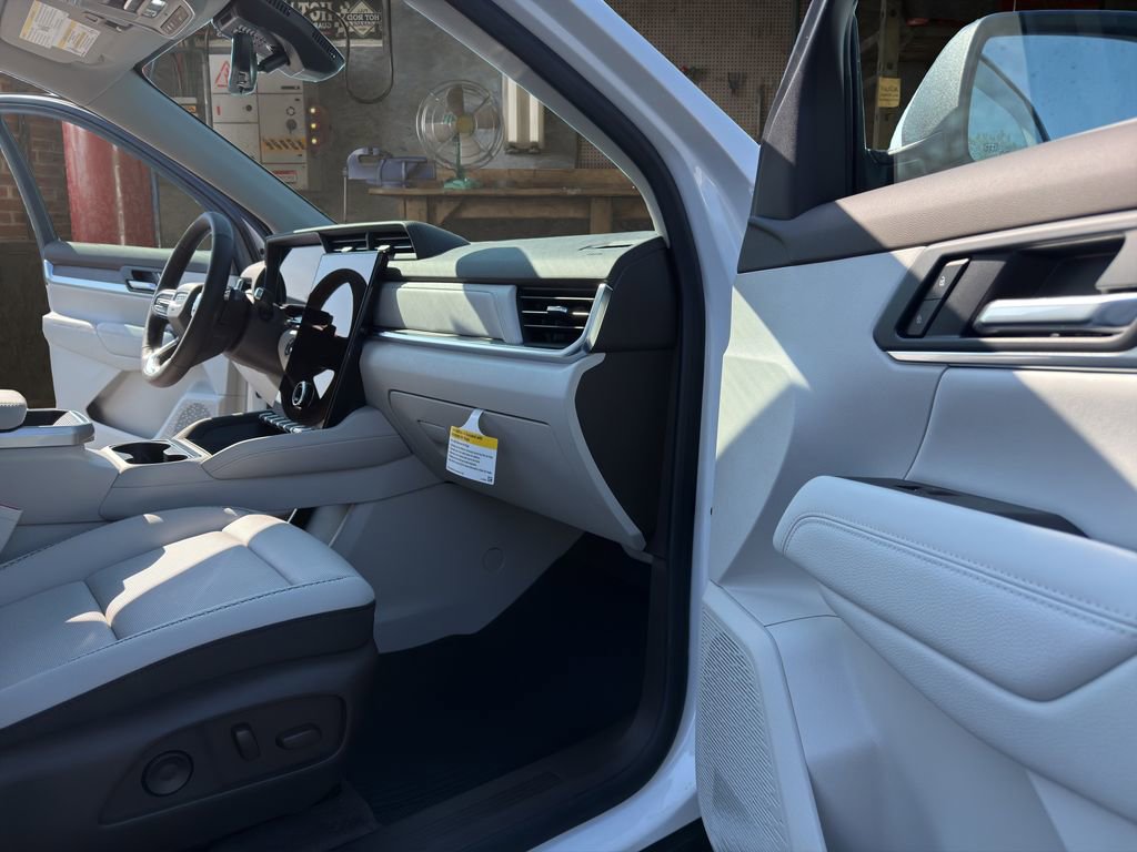 New 2026 GMC Terrain Denali AWD/4WD image 17