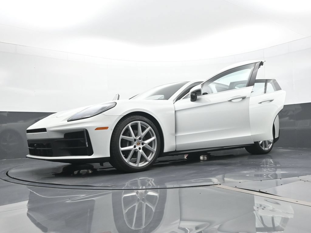 Certified 2026 Porsche Panamera w/ Premium Package RWD image 30