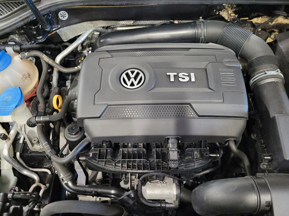 Used 2017 Volkswagen Passat 1.8T R-Line FWD image 30
