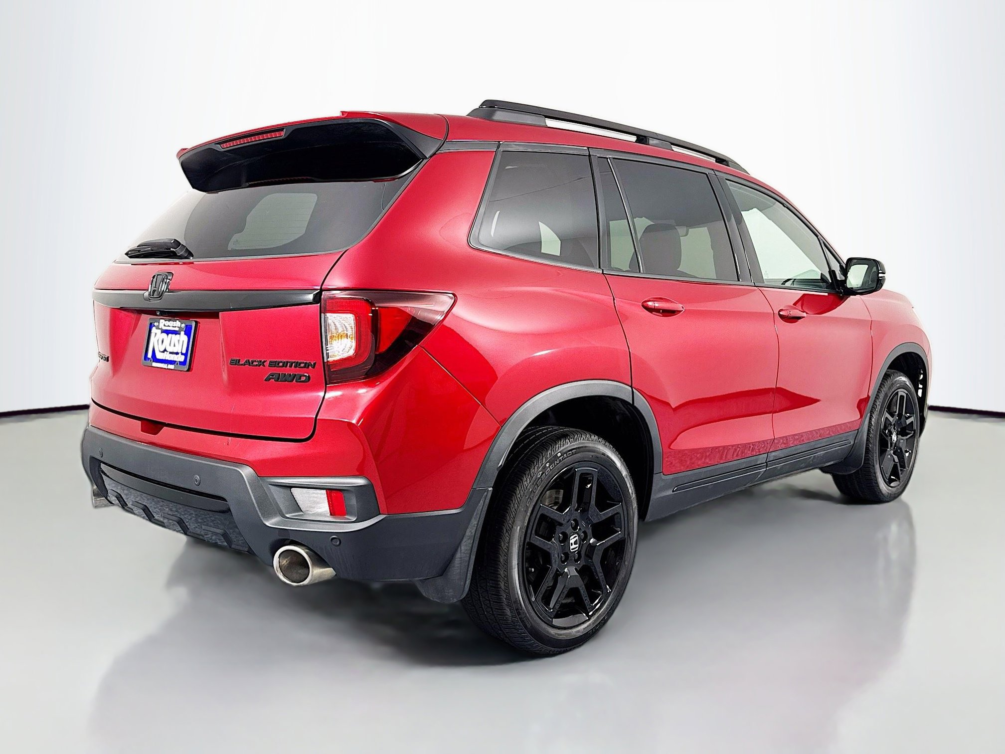 Certified 2024 Honda Passport Black Edition image 5