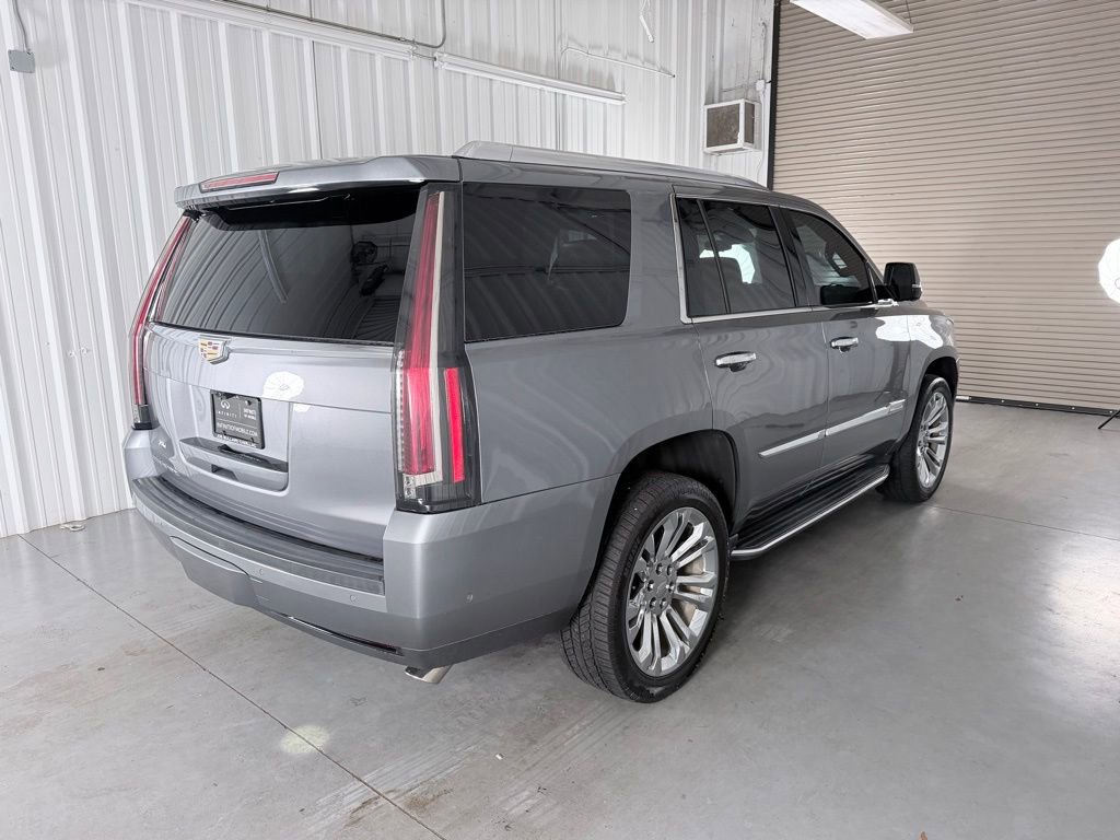 Used 2020 Cadillac Escalade Luxury w/ LPO, Radiant Package AWD/4WD image 5