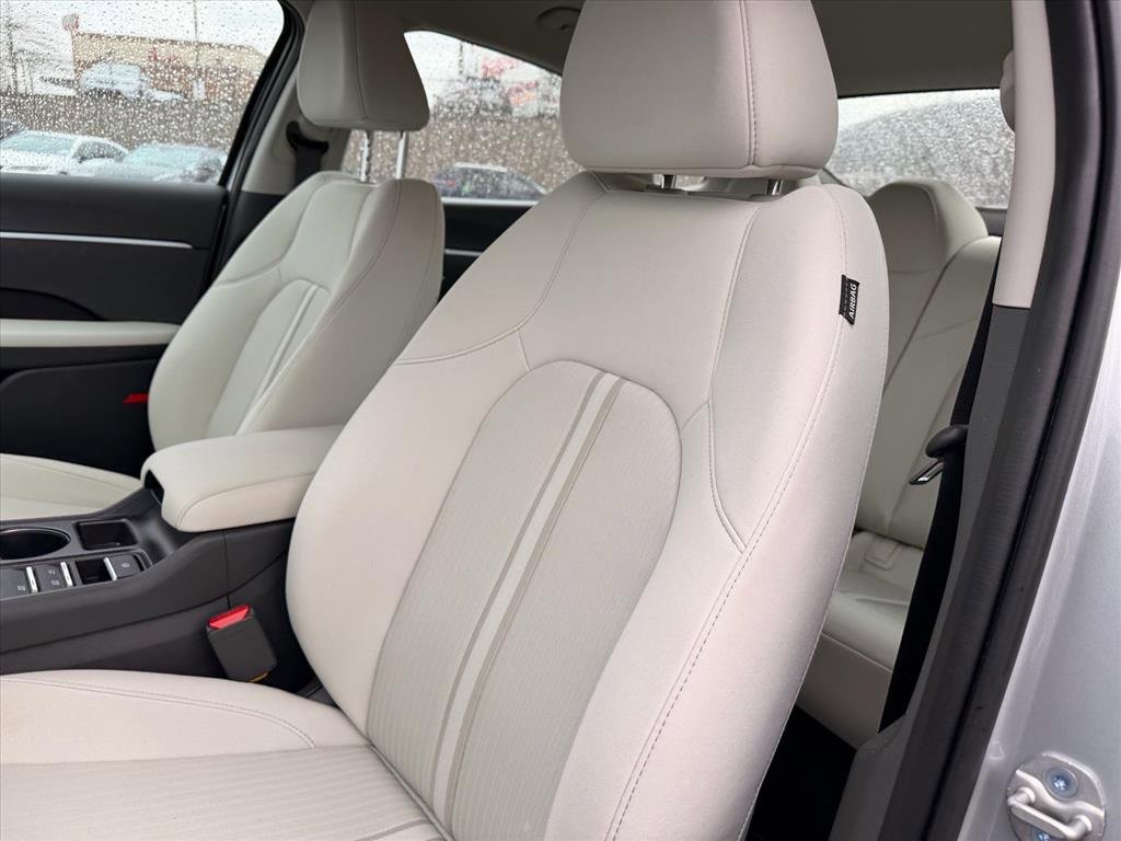 Used 2025 Hyundai Sonata SE image 7