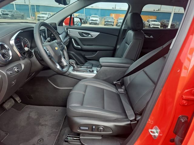 Used 2025 Chevrolet Blazer LT w/ Sound & Technology Package image 10
