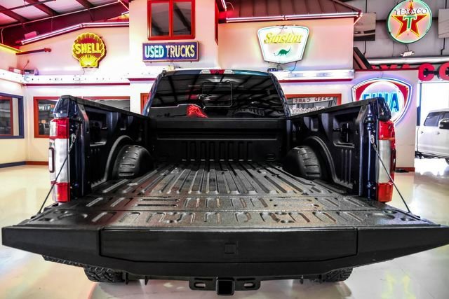 Used 2019 Ford F250 Platinum w/ Platinum Ultimate Package image 9