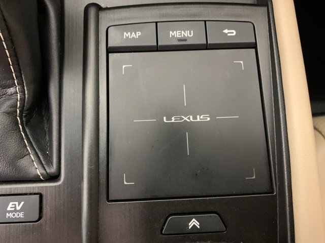 Used 2019 Lexus ES 300h image 31