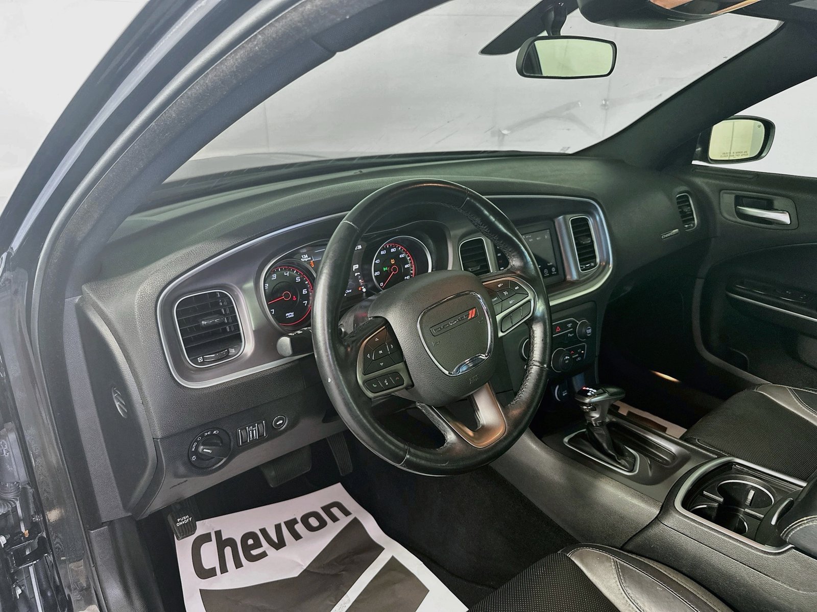 Used 2021 Dodge Charger SXT w/ Leather Interior Group RWD image 9