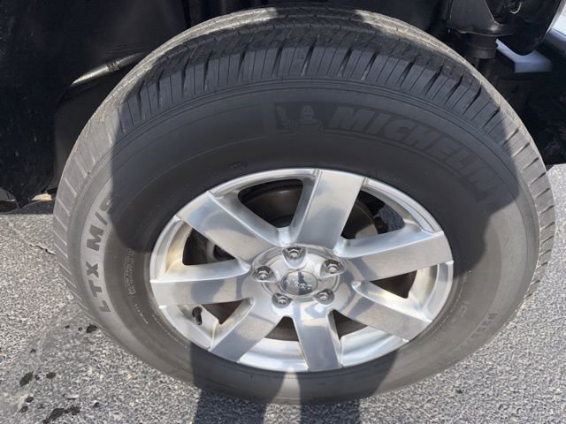 Used 2018 Jeep Wrangler Unlimited Sahara w/ Max Tow Package image 24