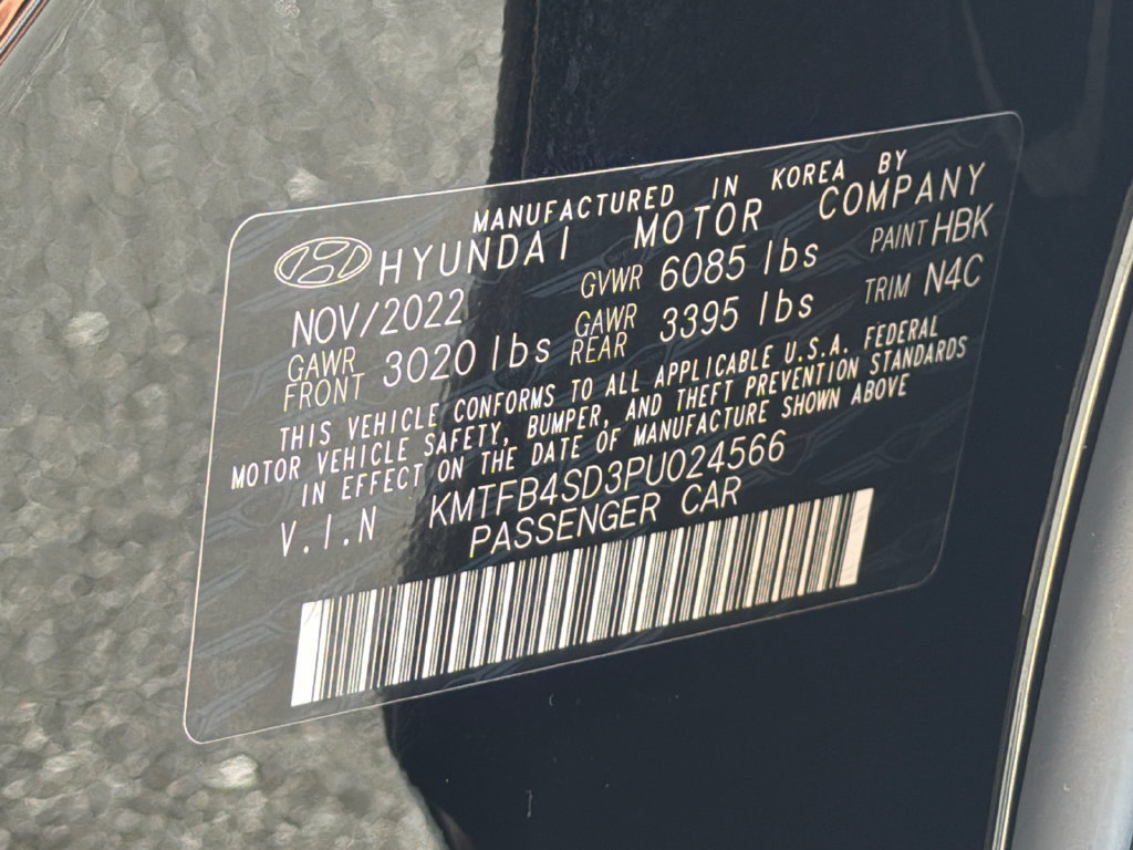 Used 2023 Genesis G90 3.5T AWD/4WD image 37