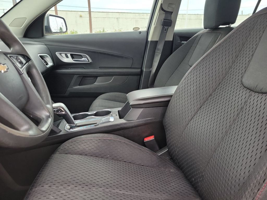 Used 2015 Chevrolet Equinox LS FWD image 17