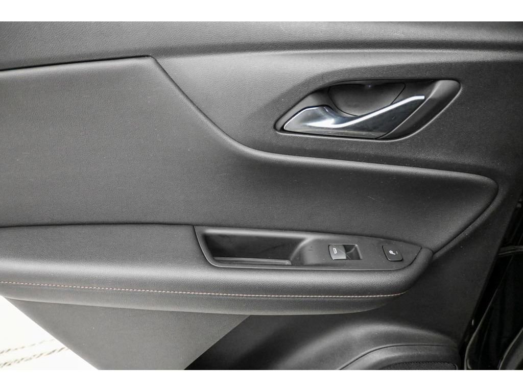 Used 2020 Chevrolet Blazer Premier image 21