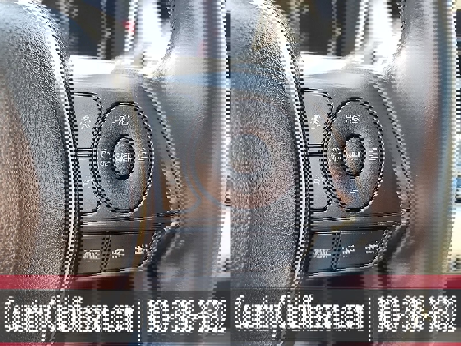 Used 2023 Toyota Corolla Cross XLE w/ Convenience Package image 19