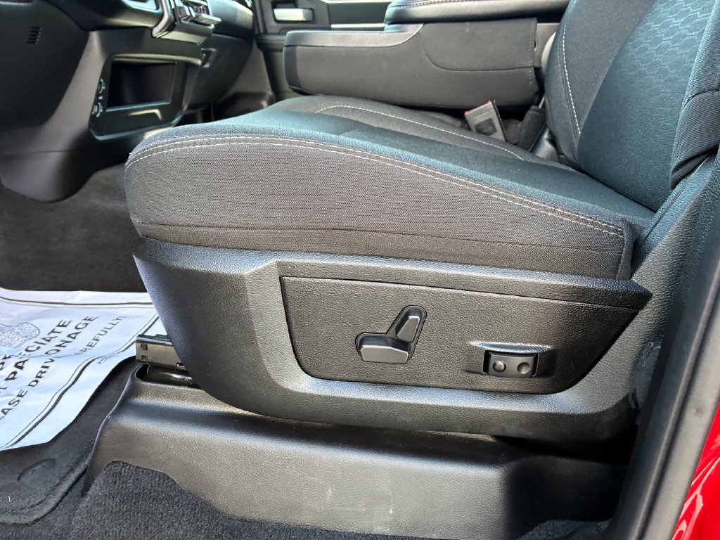 Used 2026 RAM 2500 Big Horn AWD/4WD image 9