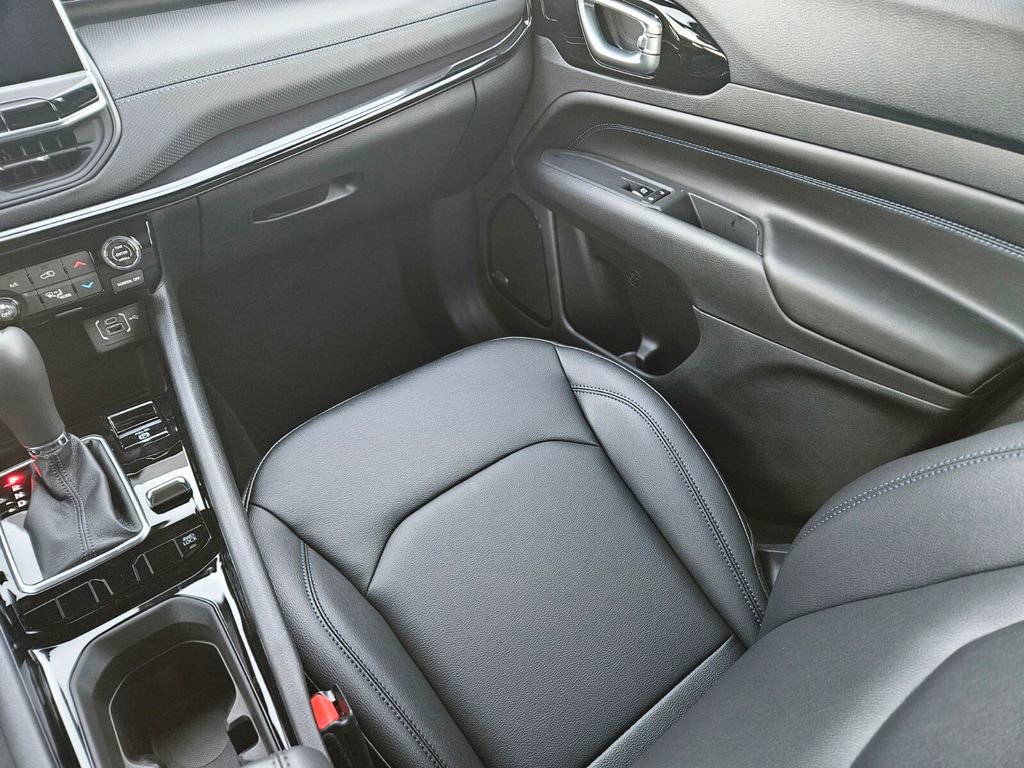 New 2026 Jeep Compass Limited w/ Sun, Sound & Navigation Group image 12